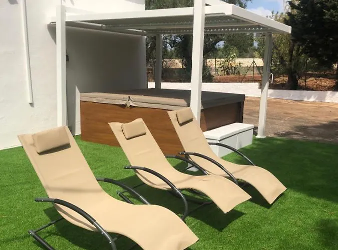 Villa Naomi